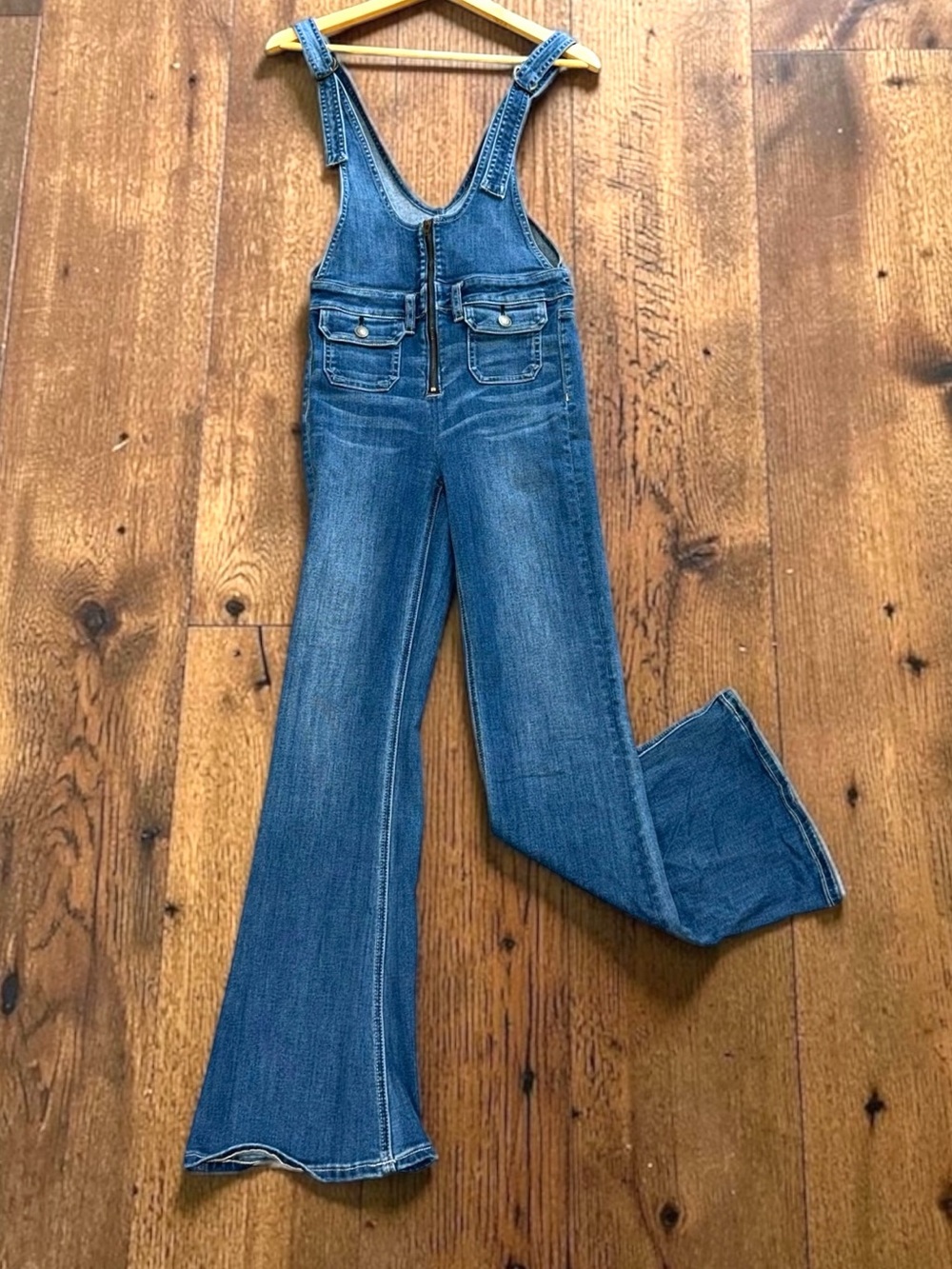 American Eagle Blue Denim Stretch Flared Overalls Size 2 SHORT